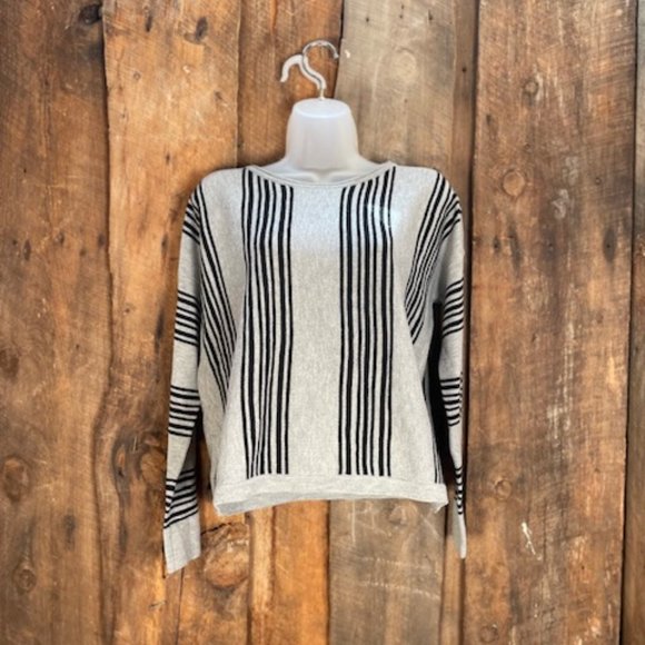 Philosophy Sweater - Size Small - Picture 4 of 7